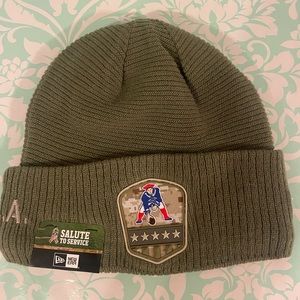New England patriots salute to service beanie